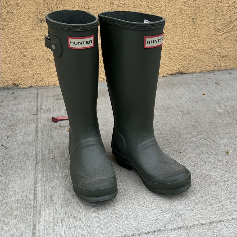 Hunter Tall Rubber Rain Boots in Olive Green with Logo